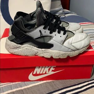 Nike Air Huarache PRM
